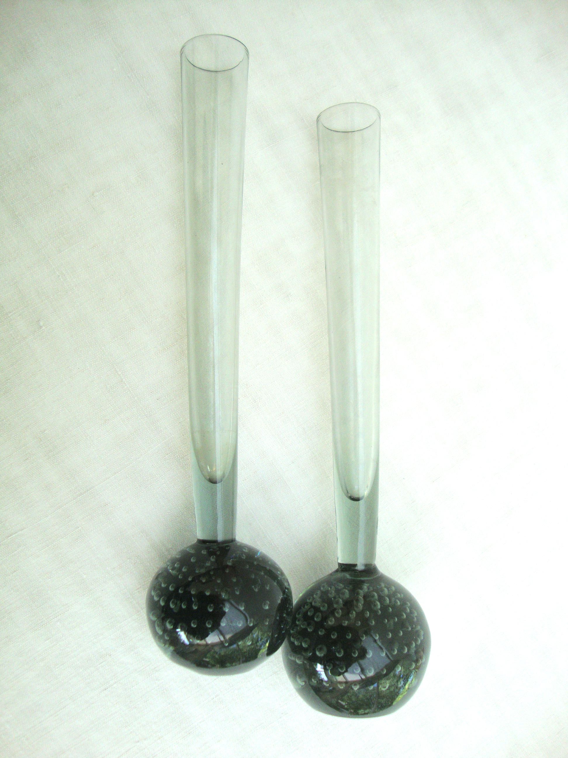 Set of 2 bubbled blown glass vases