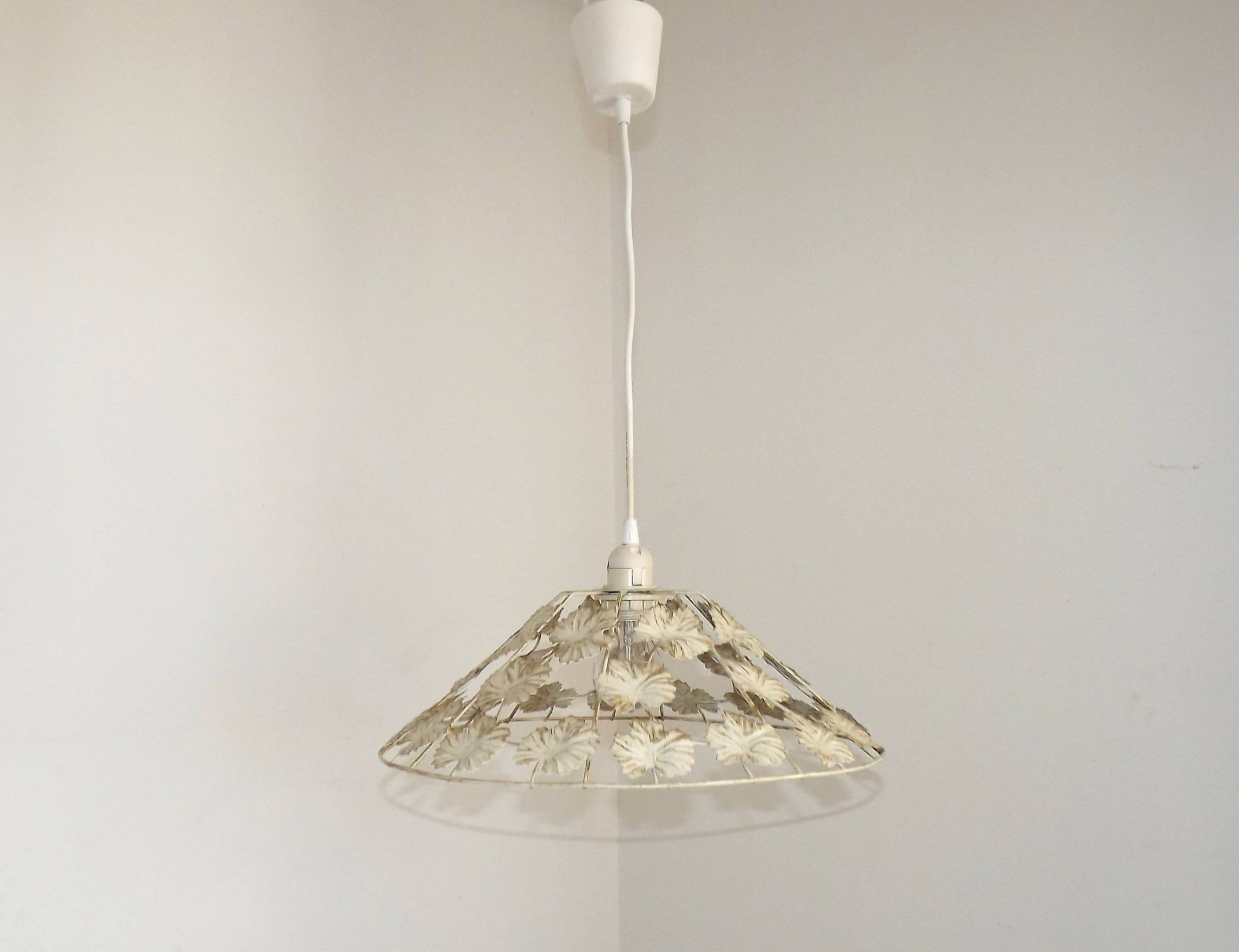 Vintage French Cream and Gold Metal Ceiling Light with Autumn Leaves 5520