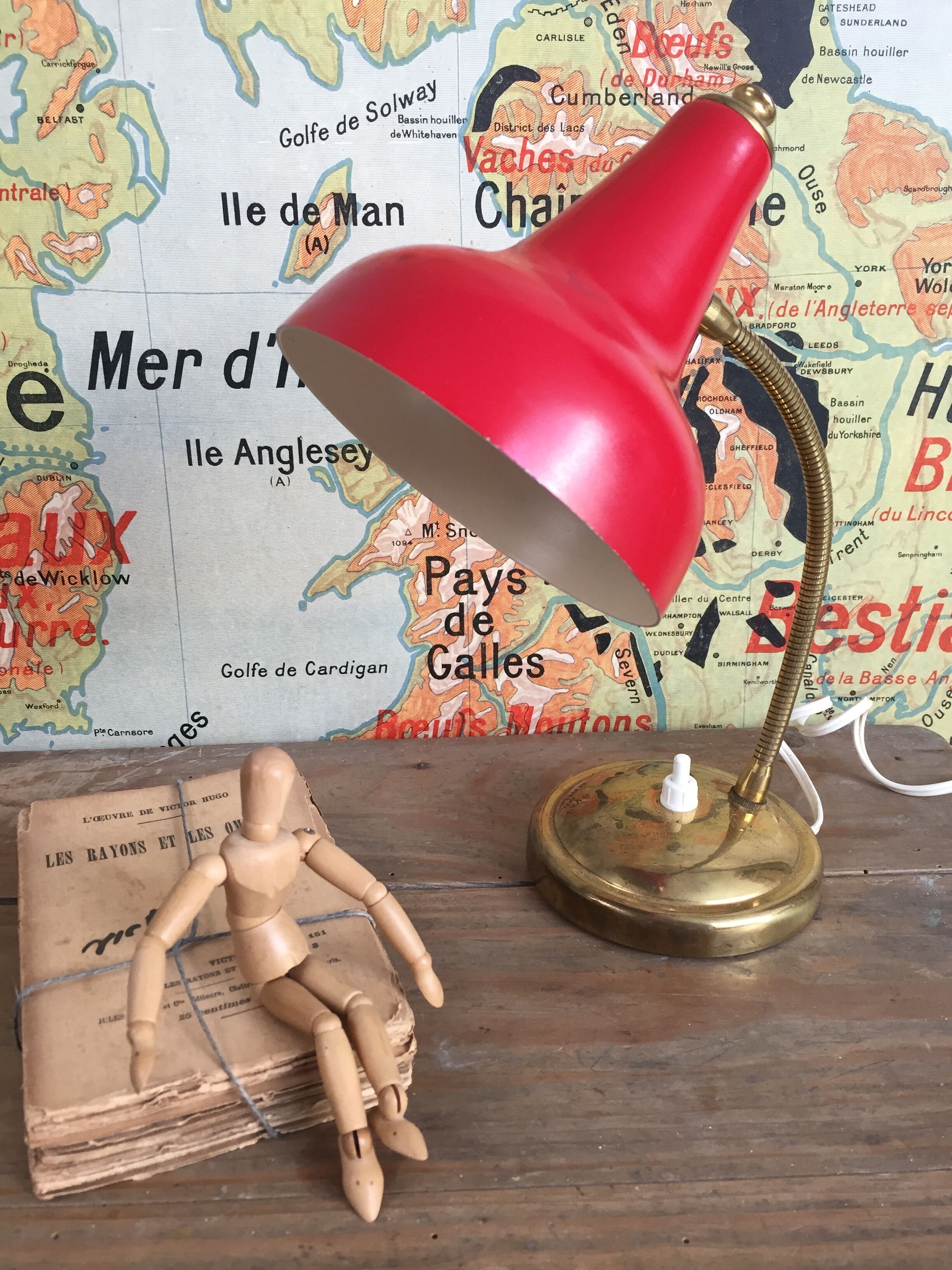 Vintage desk lamp
