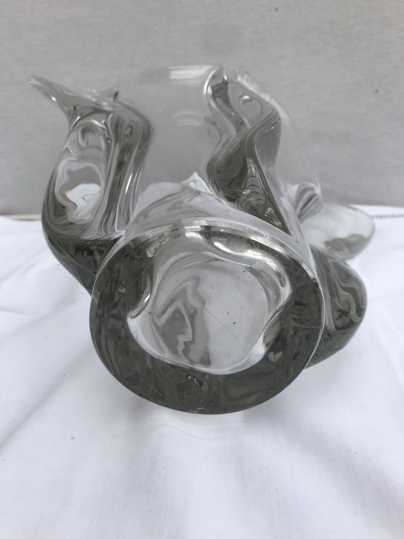 Vase ancien forme coupe verre moule transparent design vintage