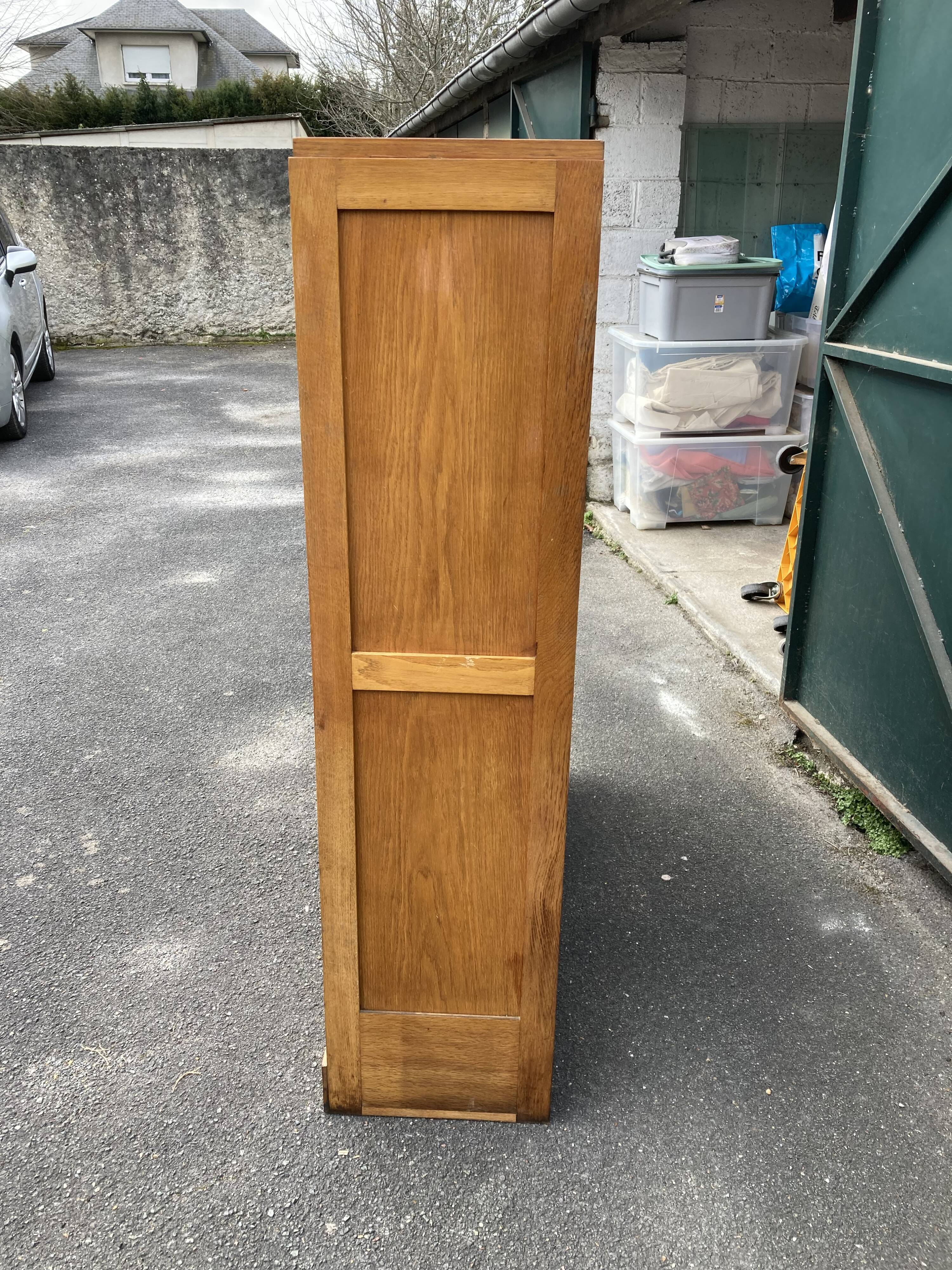 Filing cabinet with 3 curtains