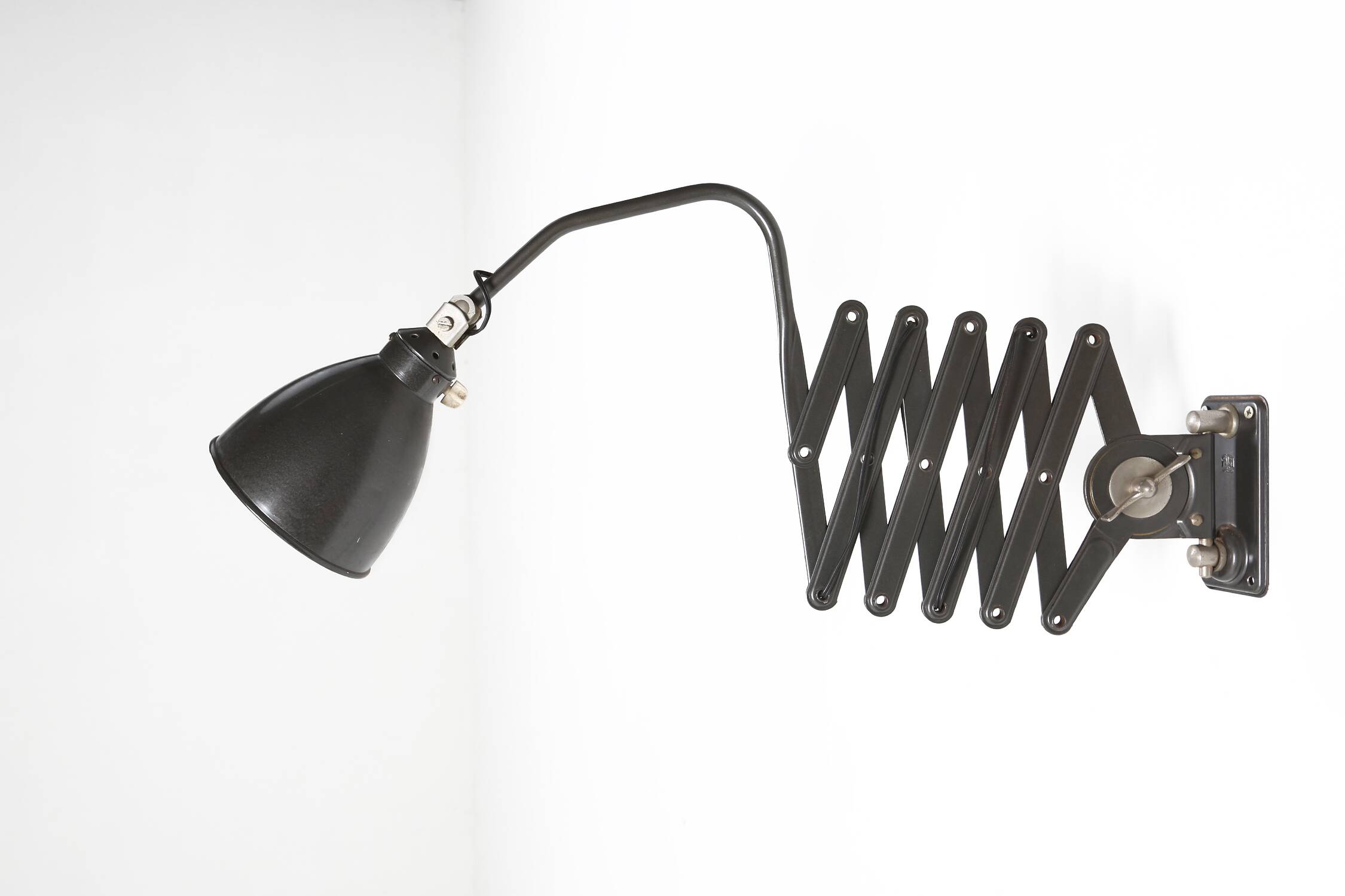 Bauhaus black metal agi belgium scissor wall lamp ca. 1920