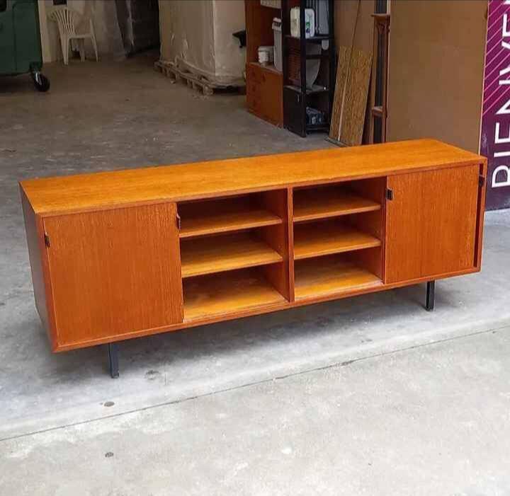 Florence Knoll sideboard in walnut 1960's