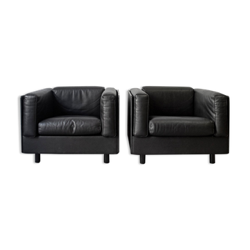 Paire de fauteuils en cuir et en cuir par Zanotta Italia Anni '80