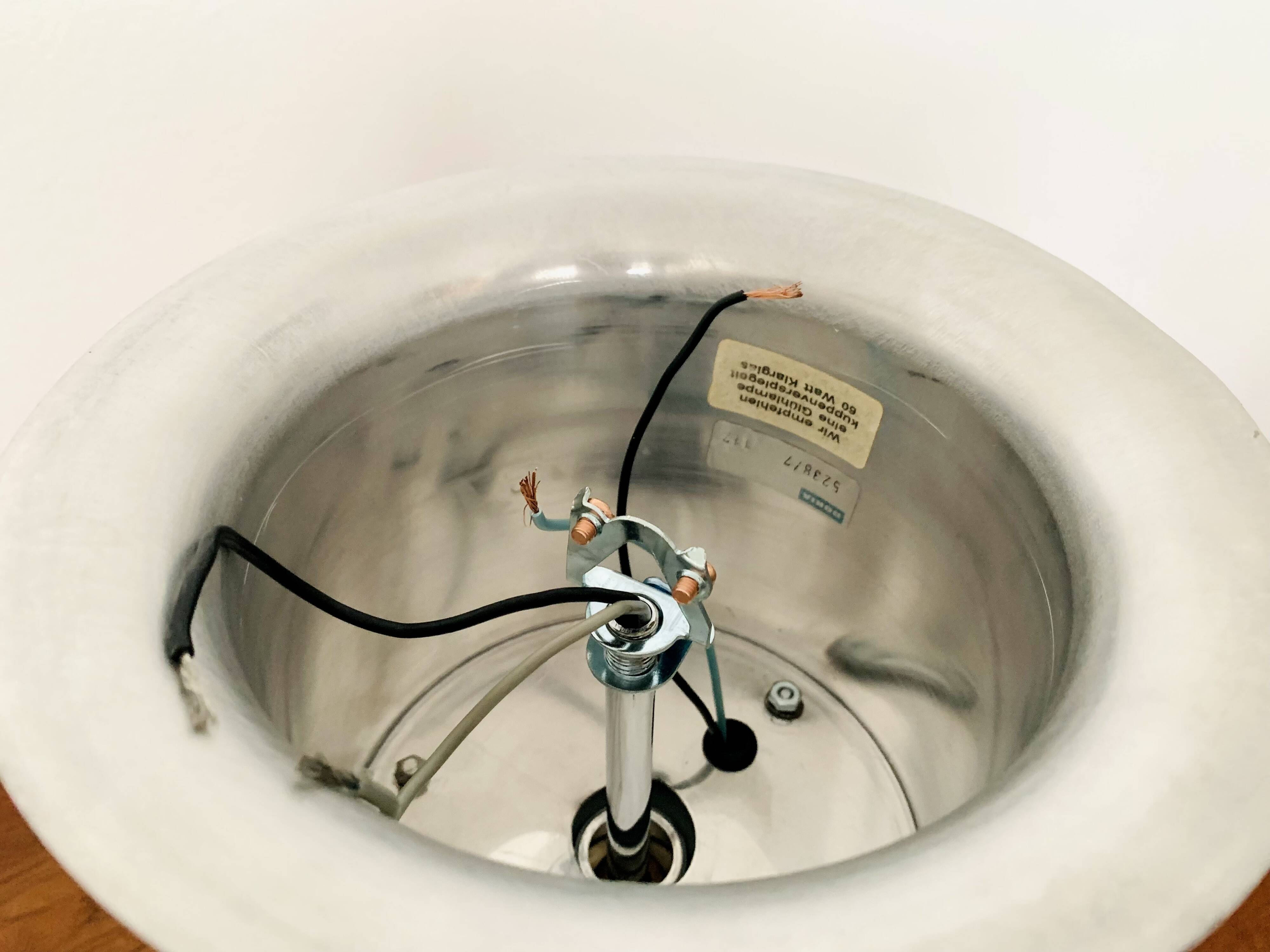 Grande lampe encastrée en verre glacé par Doria