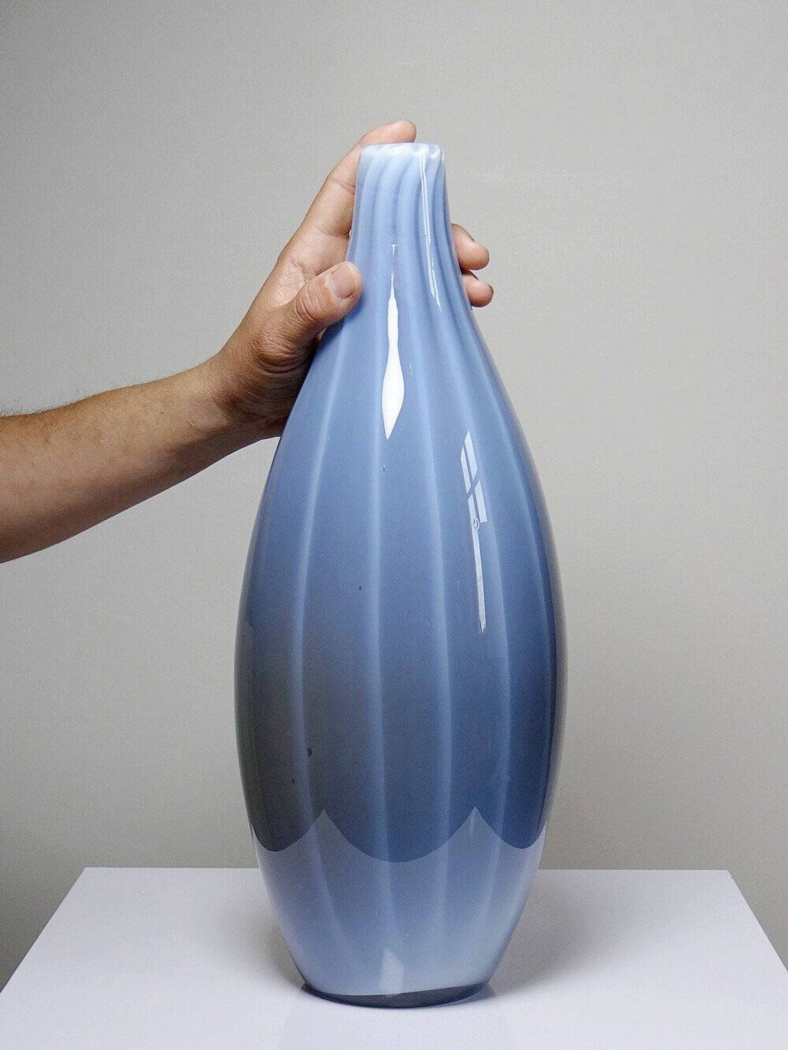 Vintage pear-shaped vase in smoked glass, lined with opaline, Murano bubble glass.