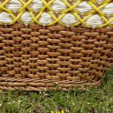 Vintage woven wicker and scoubidou basket