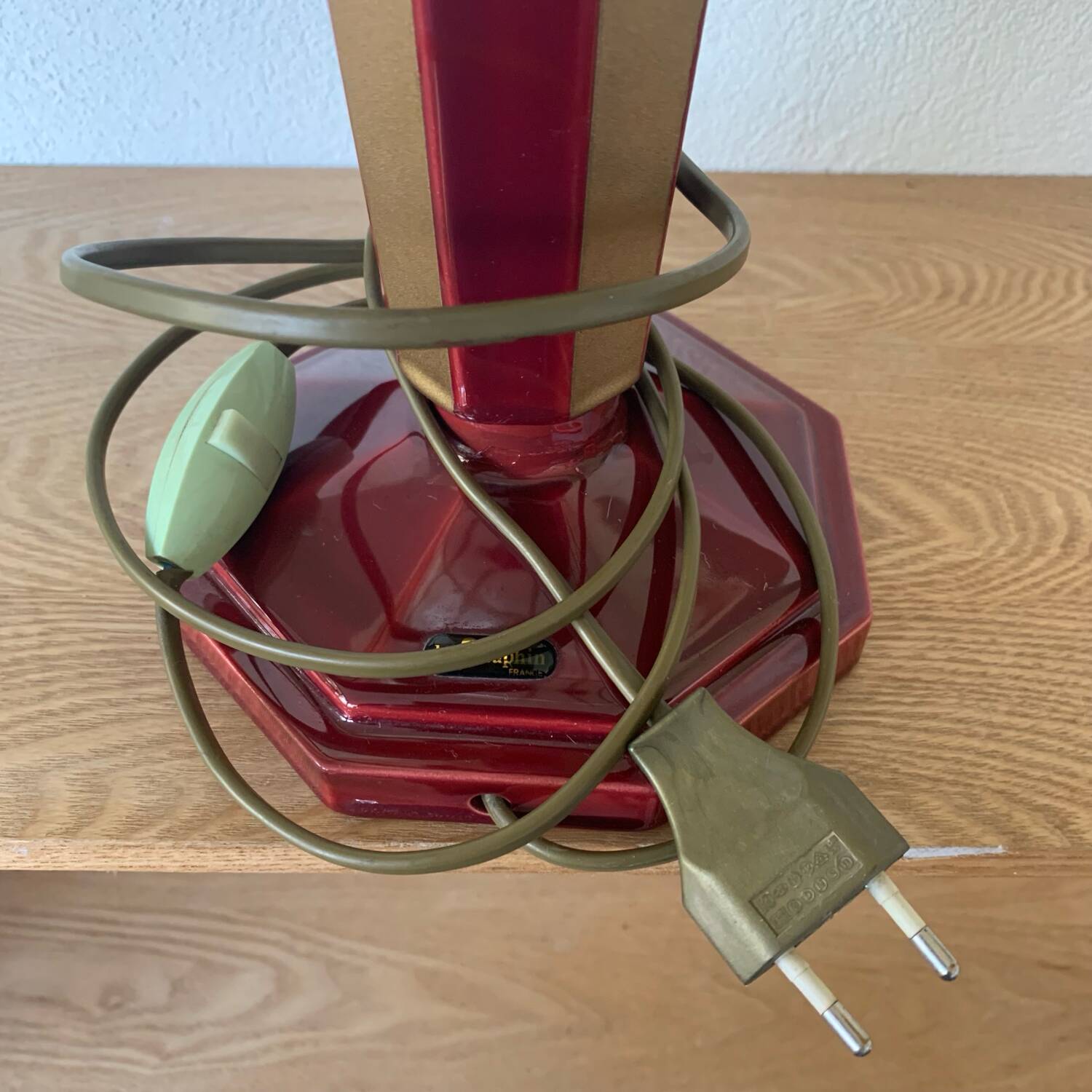 ▪️Vintage Lamp Le Dauphin Ceramic Bordeaux and Gold and Mother-of-pearl Lampshade Art Deco