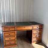 Minister Louis-Philippe's desk in solid cherry wood and leather.