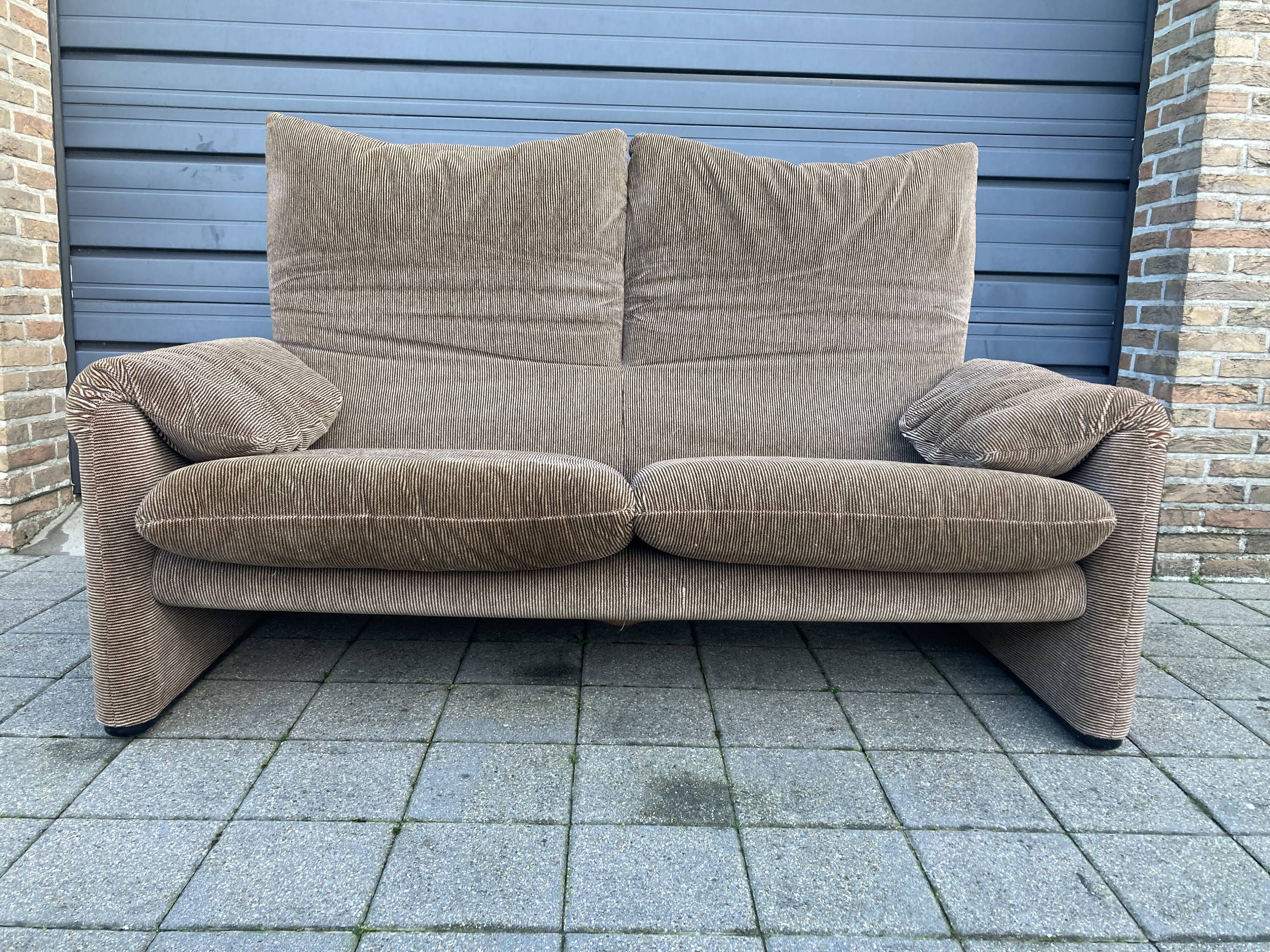 Cassina Maralunga 2seater vintage