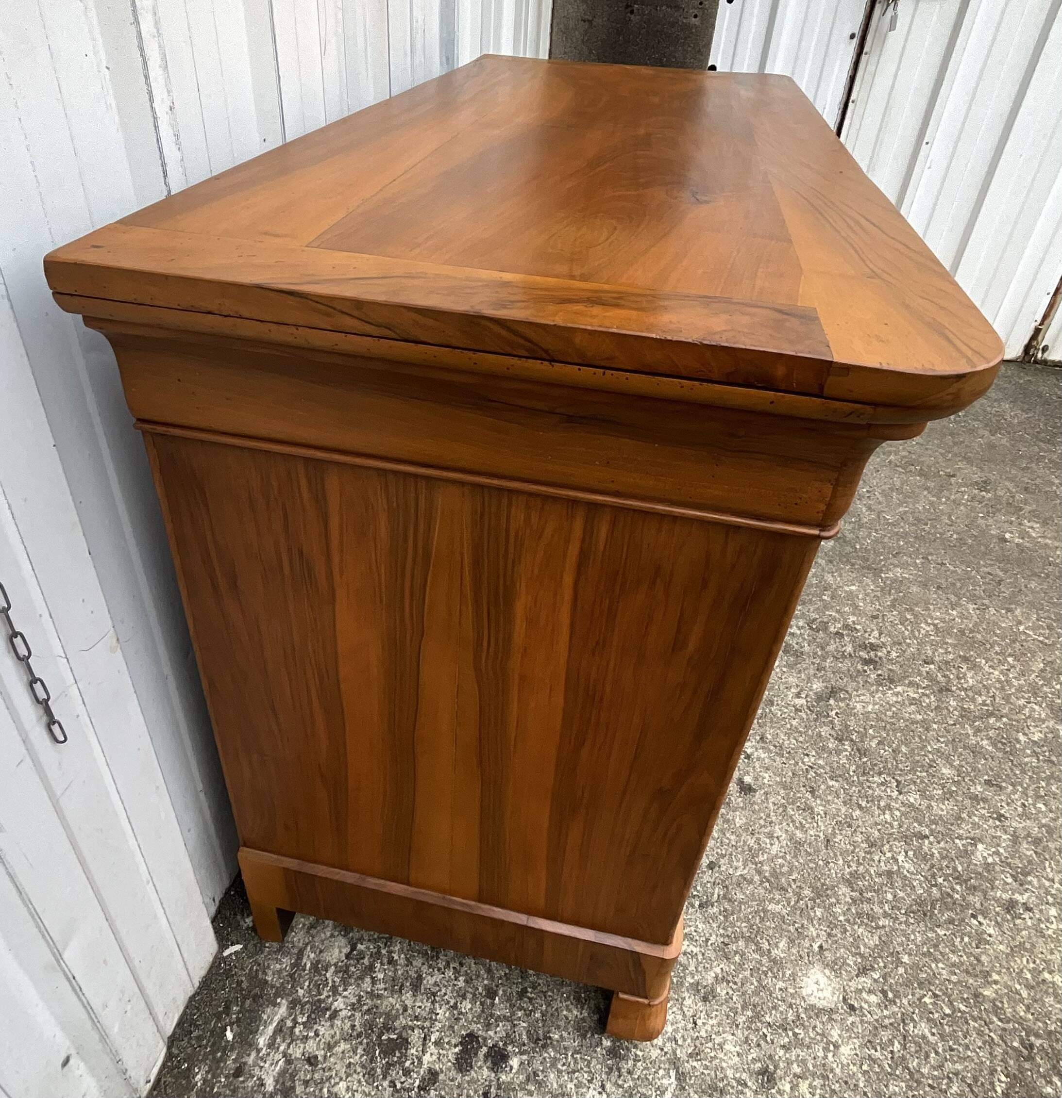 French Commode Louis Philippe Mid 19th Century In Walnut Burl