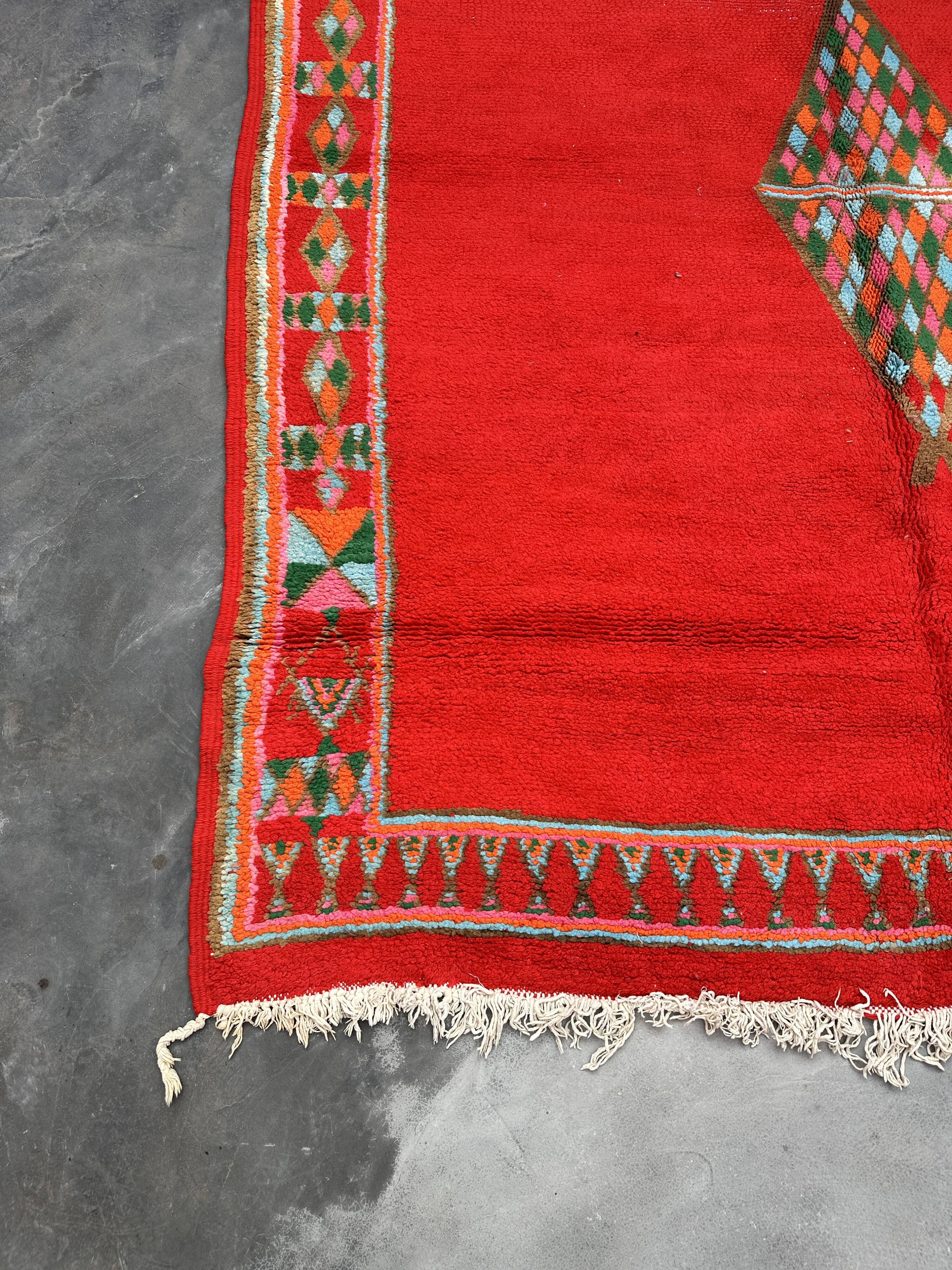 Tapis Marocain Boujad rouge - 443 x 203 cm