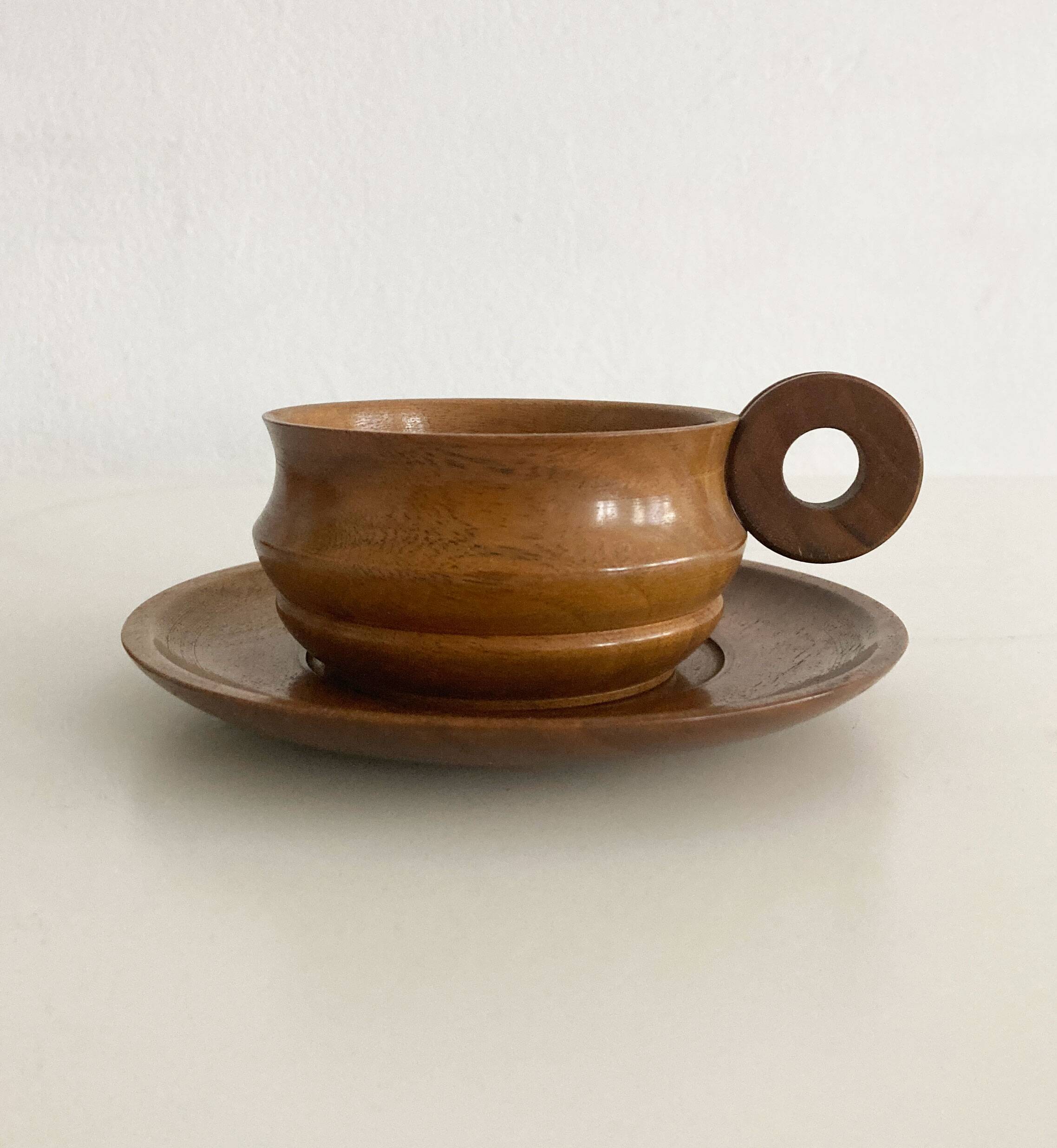 Ensemble de tasses en teck vintage des années 1970