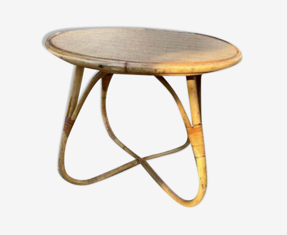 Rattan table
