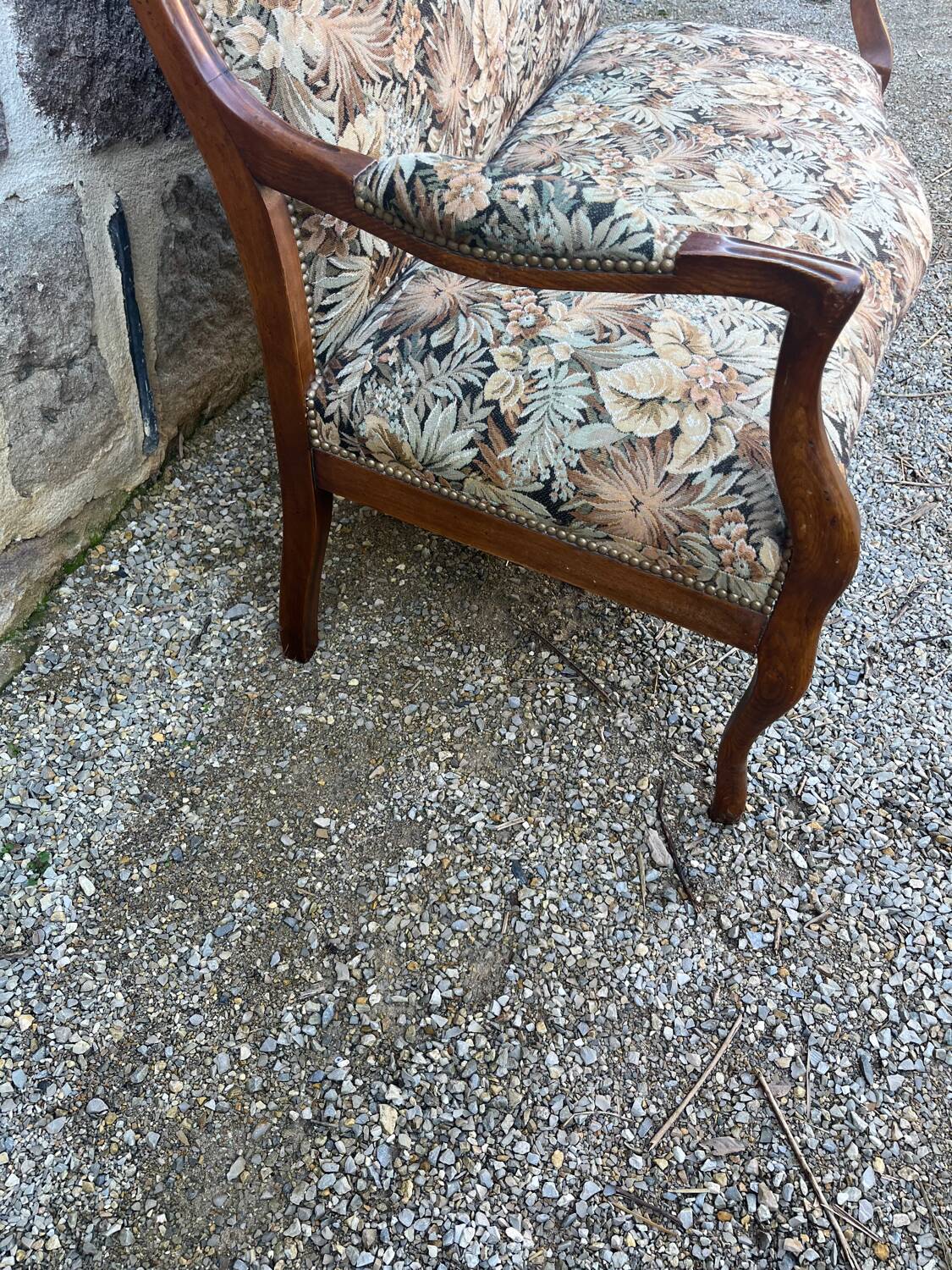 Louis XV style bench