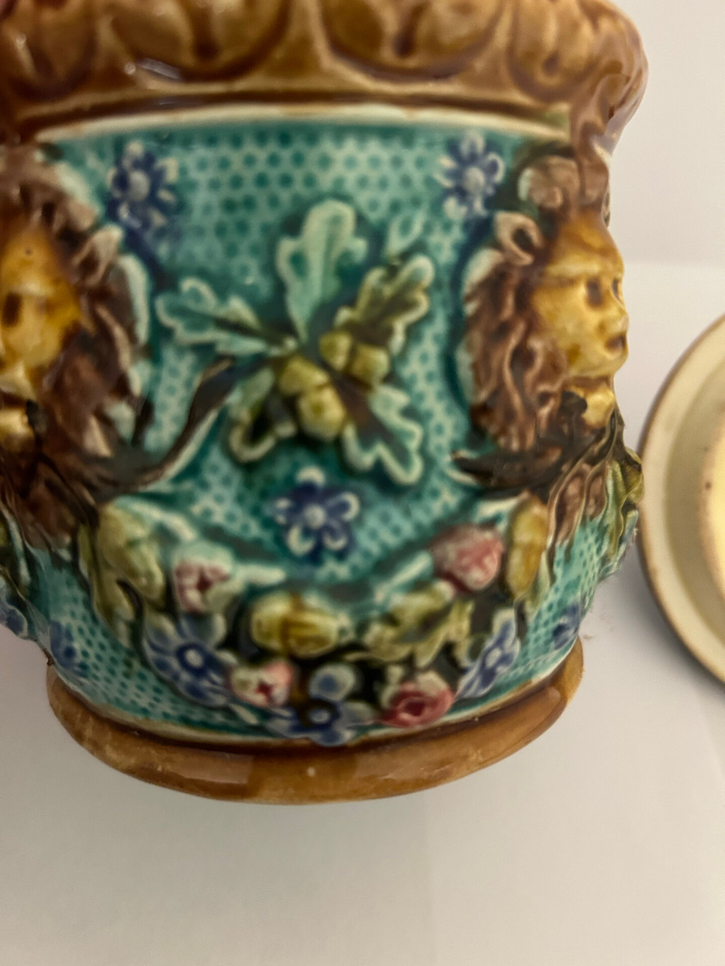 Clay pot