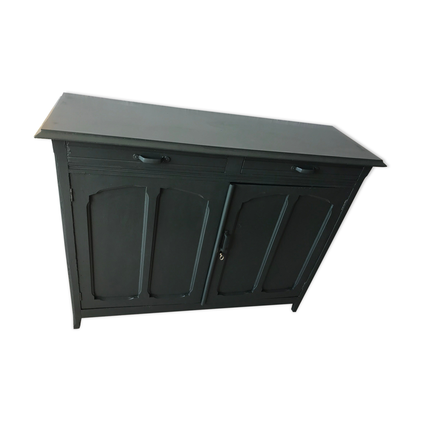 Dark green Parisian buffet