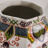 Makkum Tichelaar lidded pot, hand-painted porcelain – Dutch