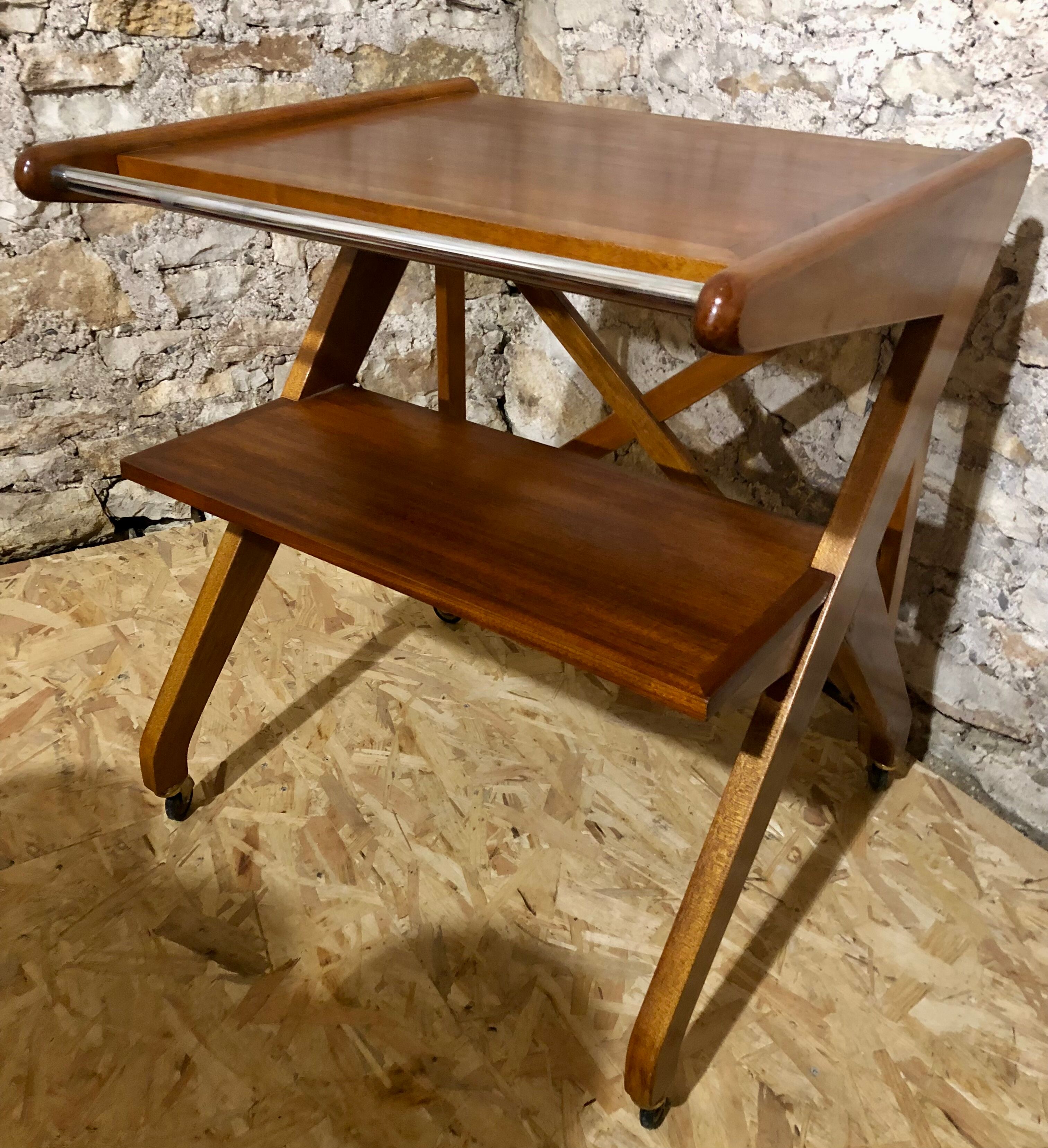 TV rolling table