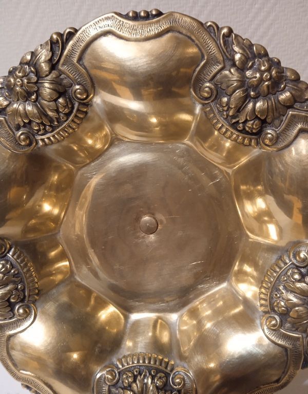 Copper and marble standing cup