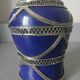 Petit vase marocain bleu cobalt1960 avec filigrane en argent travail a