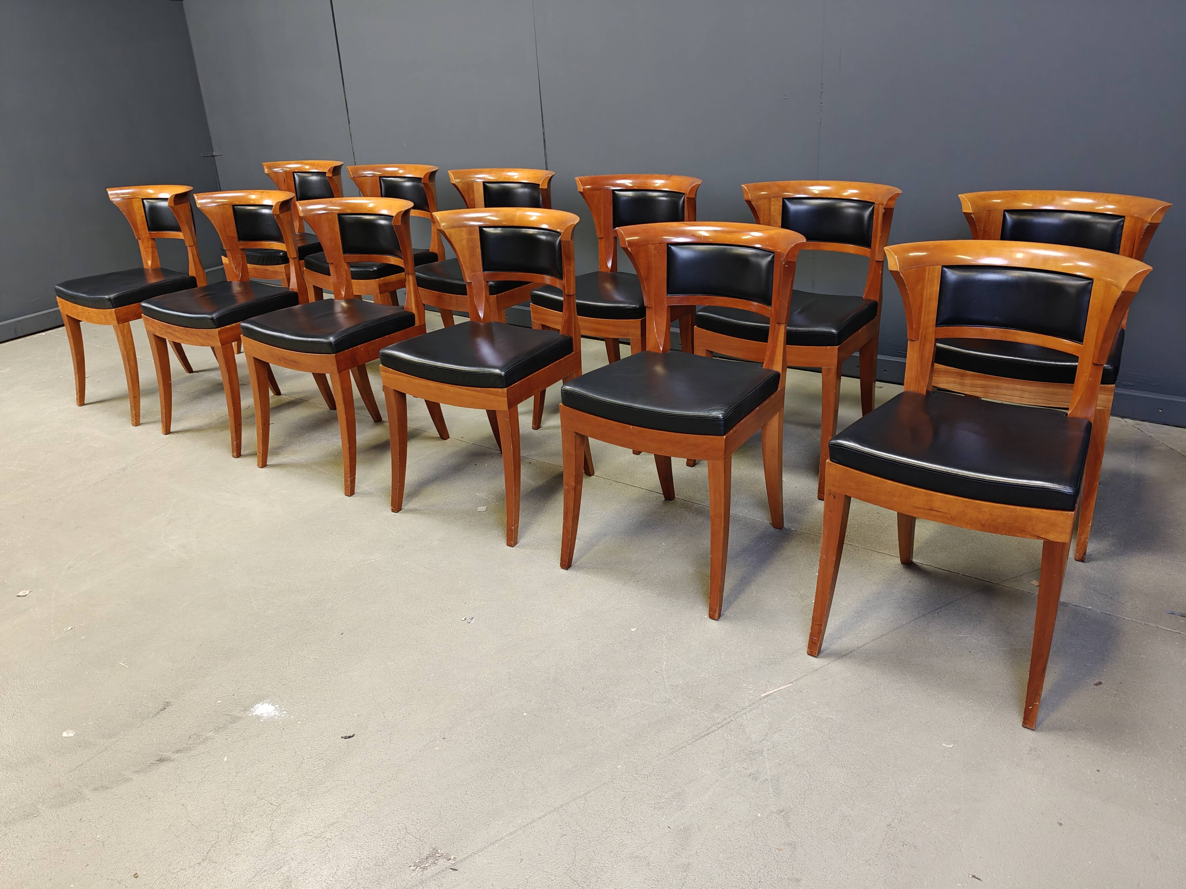 Set of 12 Cherry wood dining chairs by Leon Krier Model Sella Media by Gior
