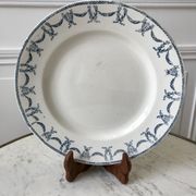round dish in blue Iron Earth U&C Digoin Sarreguemines model Les Ternes late 19th century