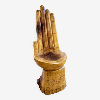 Hand of boudha chair