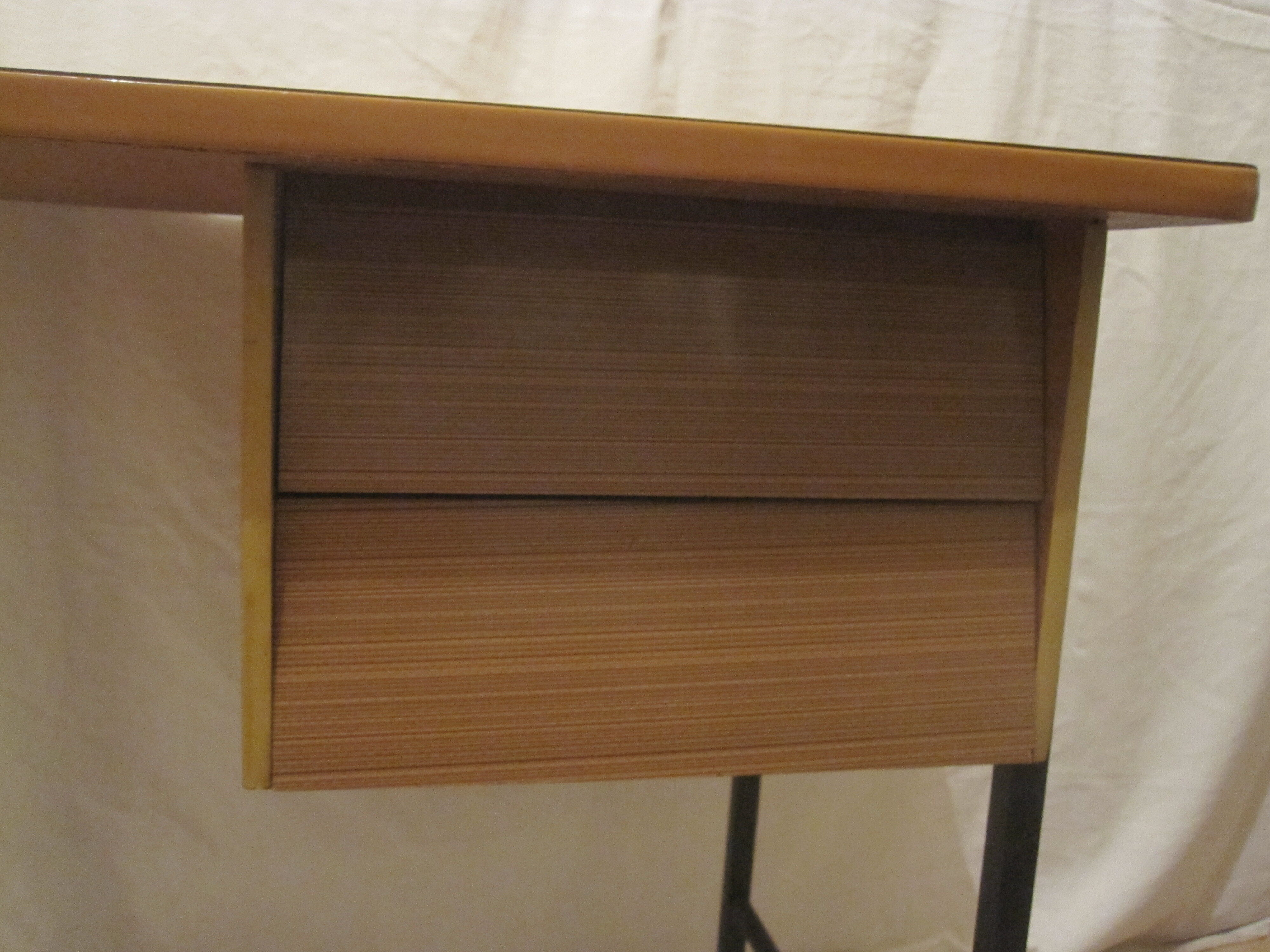 Desk vintage formica