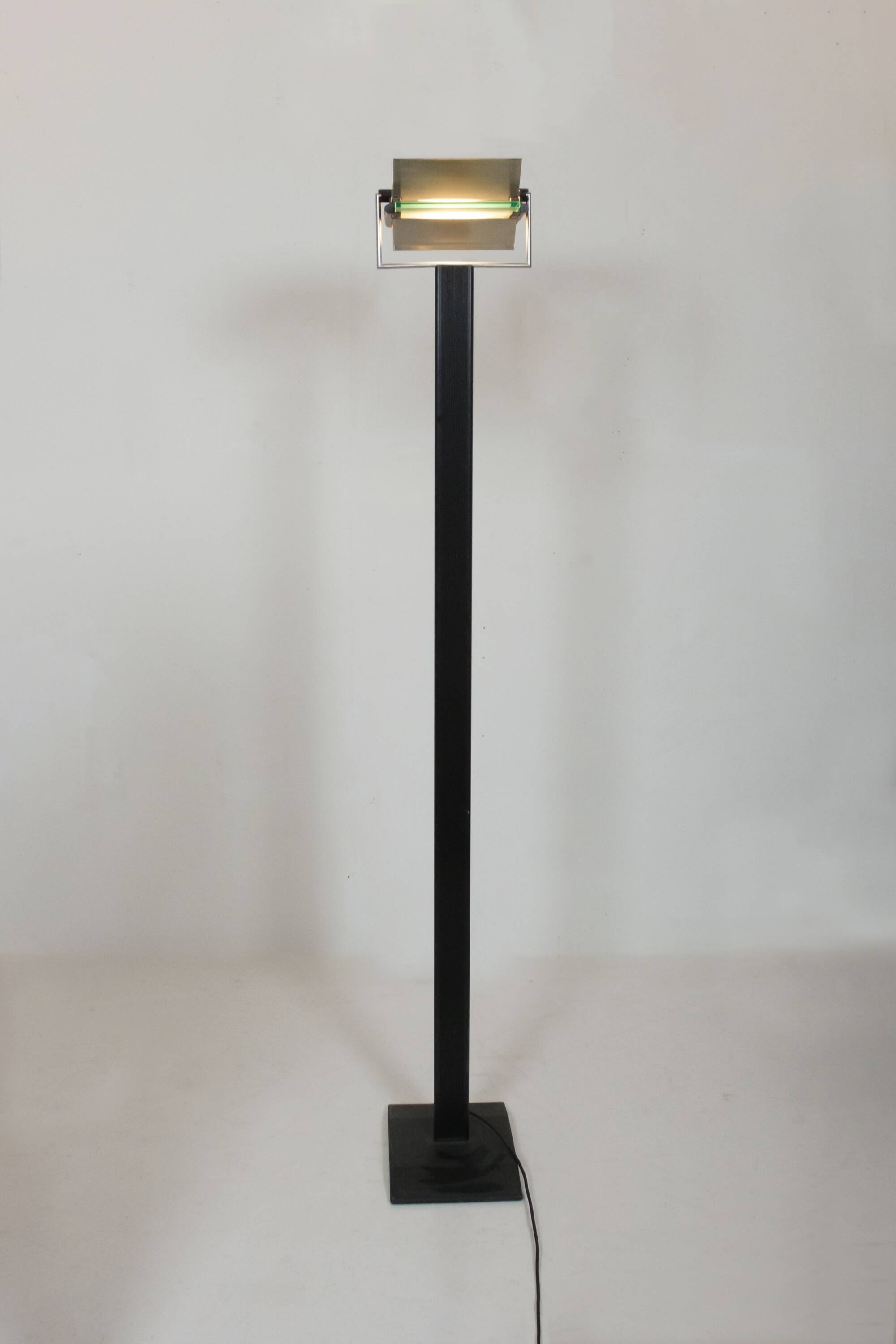 Dhiedron Lamp by Giovanni Grignani by Lamperti