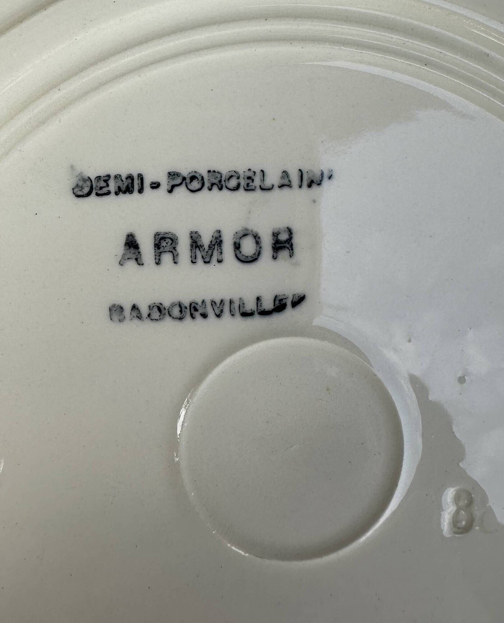 Set of 11 deep plates Badonviller, model Armor