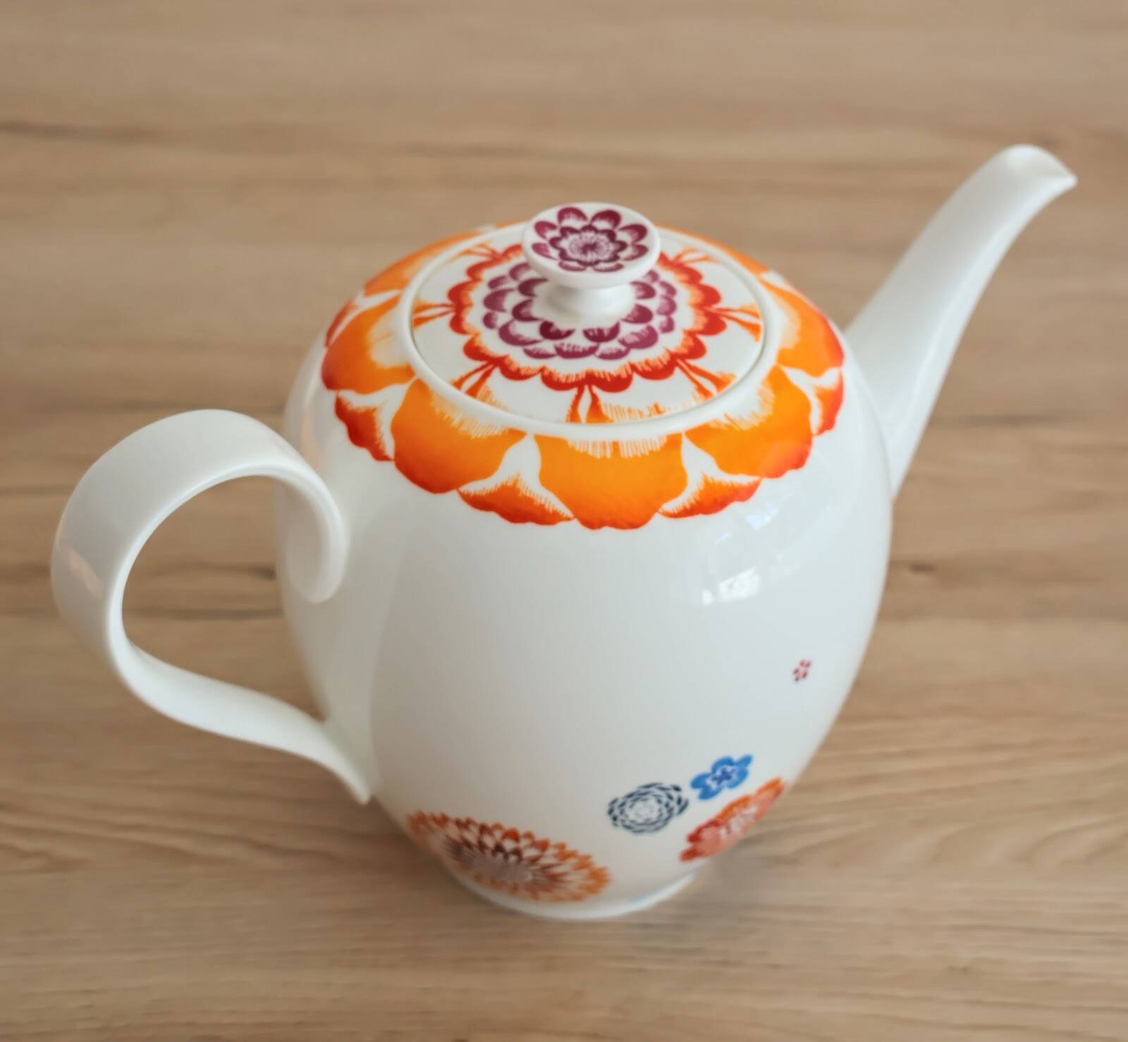 Villeroy and Boch teapot - coffee maker Anmut Bloom collection