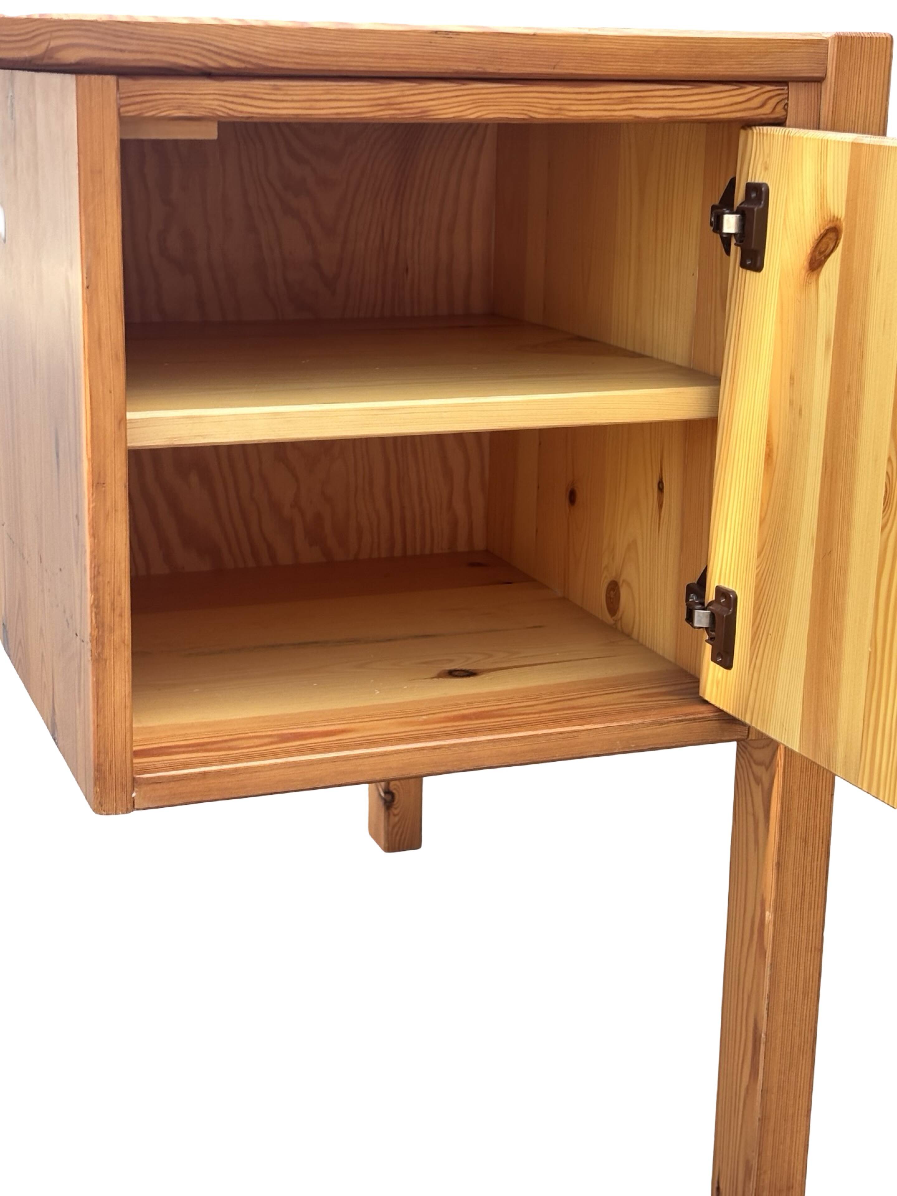 Vintage Pinewood Desk, Freestanding, 1970s Pine, Design, Ate van Apeldoorn
