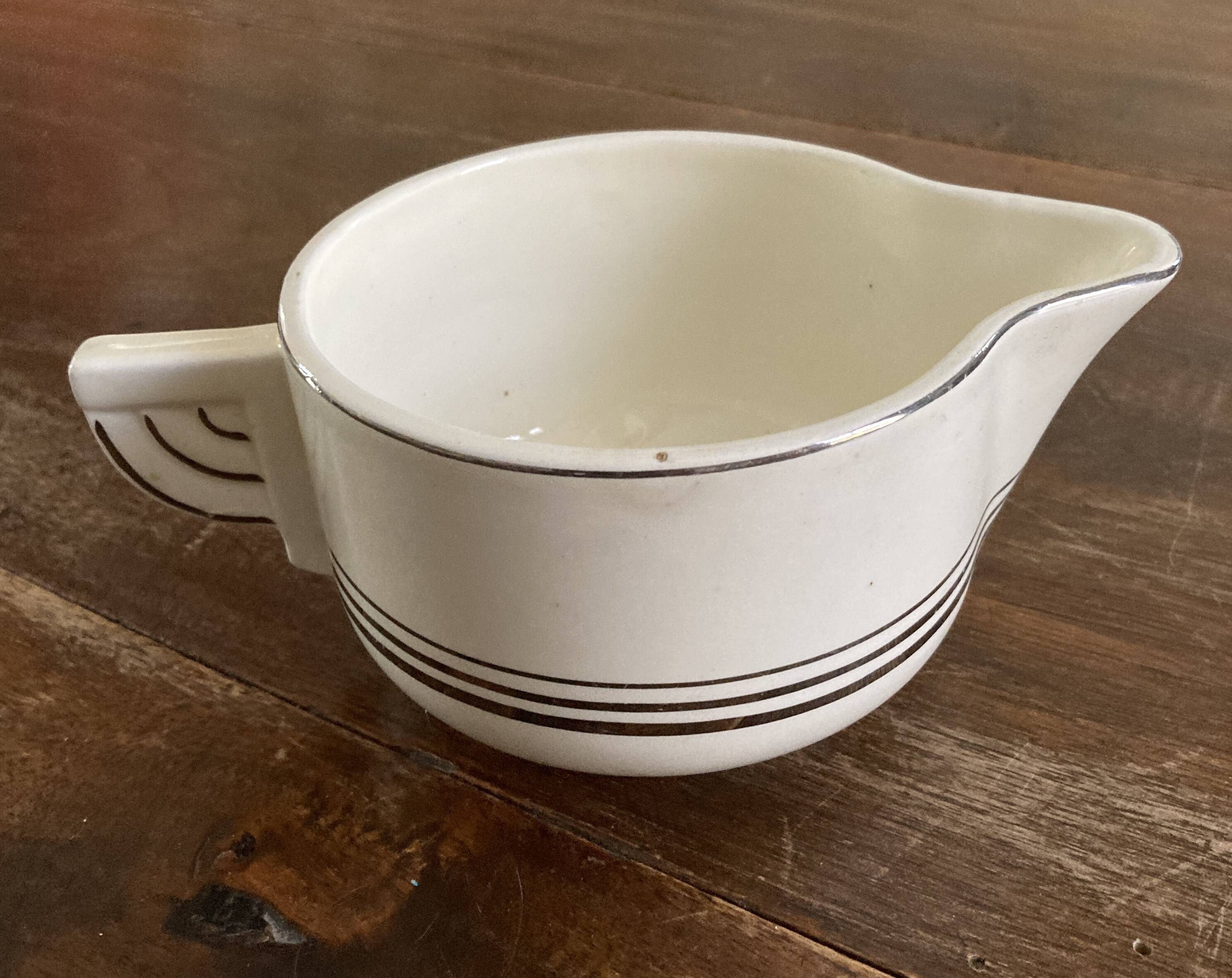 Gravy boat - Art Deco
