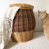 Storage chest, woven wicker basket