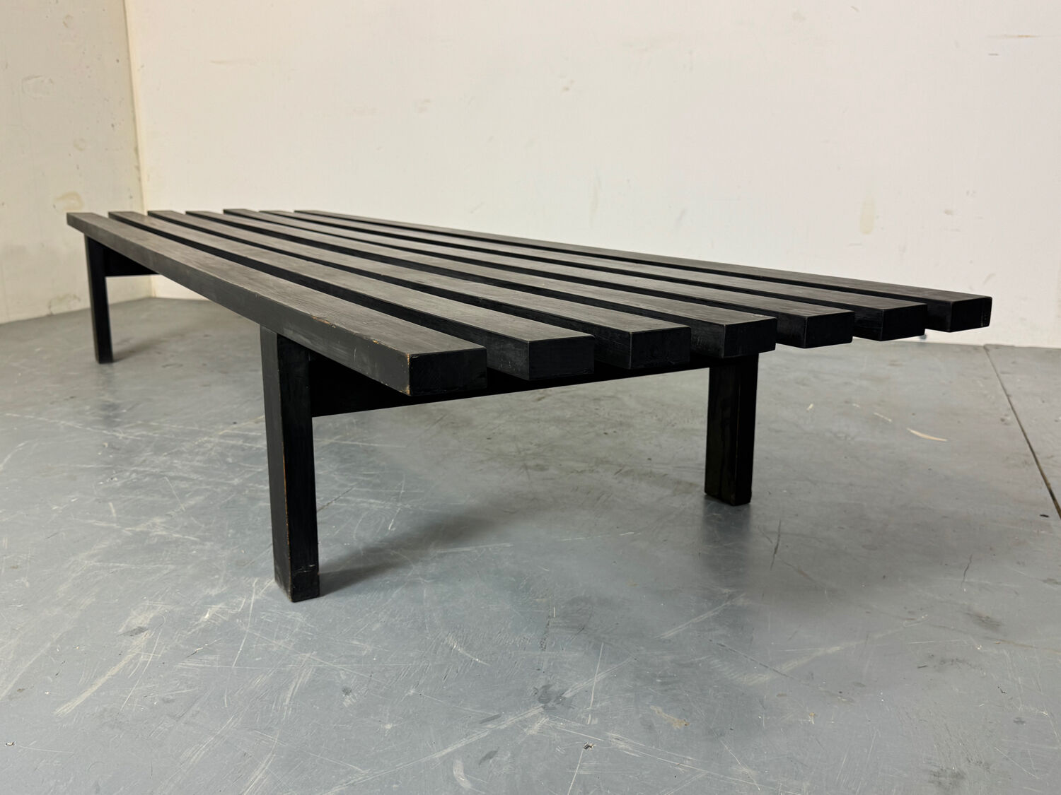 XL Vintage MCM Martin Visser black slat bench coffee table, 1960s