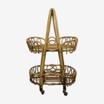 Rattan bar service