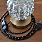 Glass globe-laying lamp with large bubbles