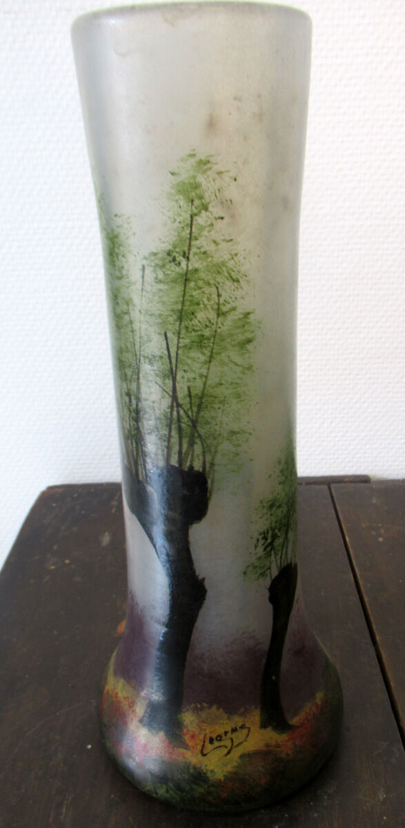 Paire de vases, signés Legras