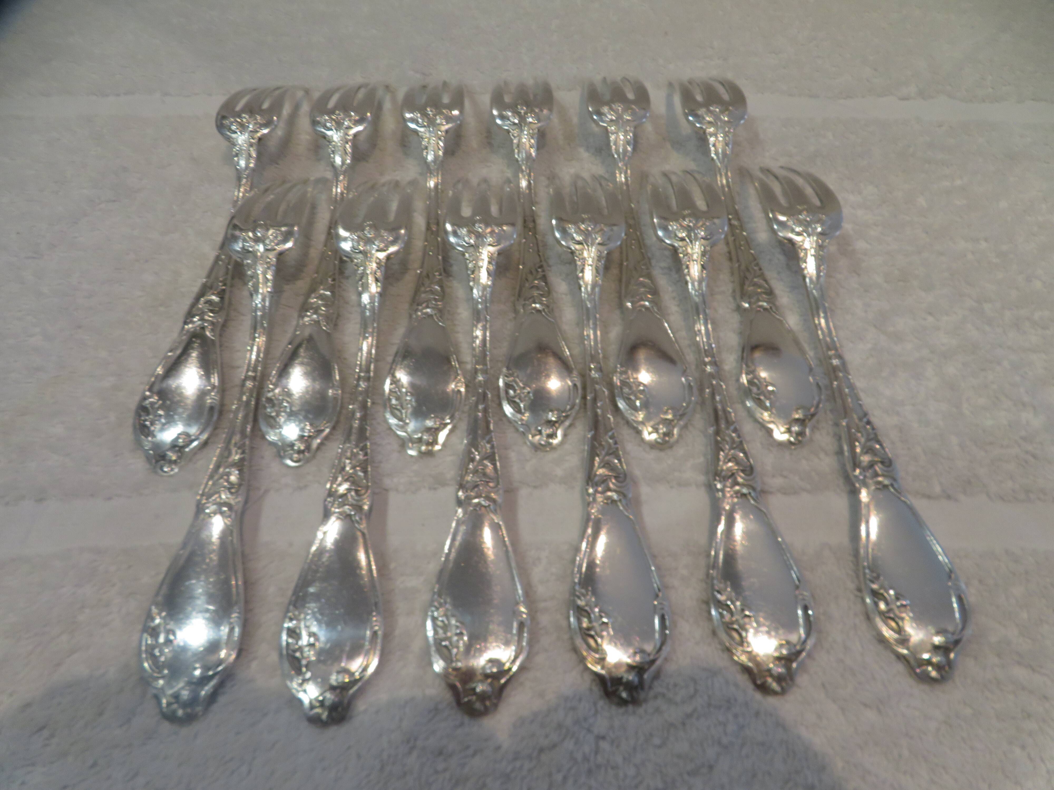 12 silver plated table forks by Boulenger, Art Nouveau Chardons