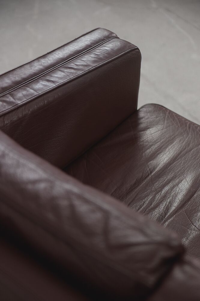 Set of 2 scandinavian leather sofas, 1970ss