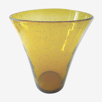 Vase à fond plat en verre bullé par la verrerie de Biot