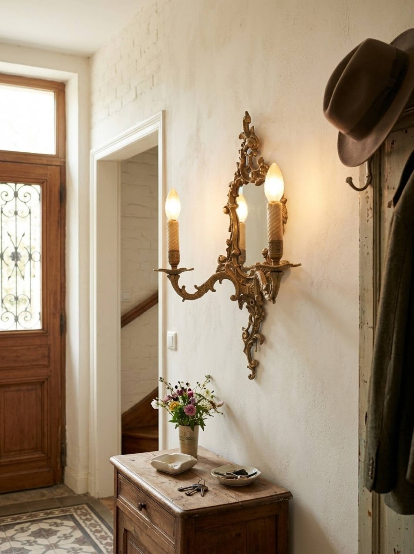 Applique miroir style Louis XV 