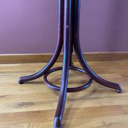 Coat rack on curved wooden stand, Baumann or Thonet style parrot