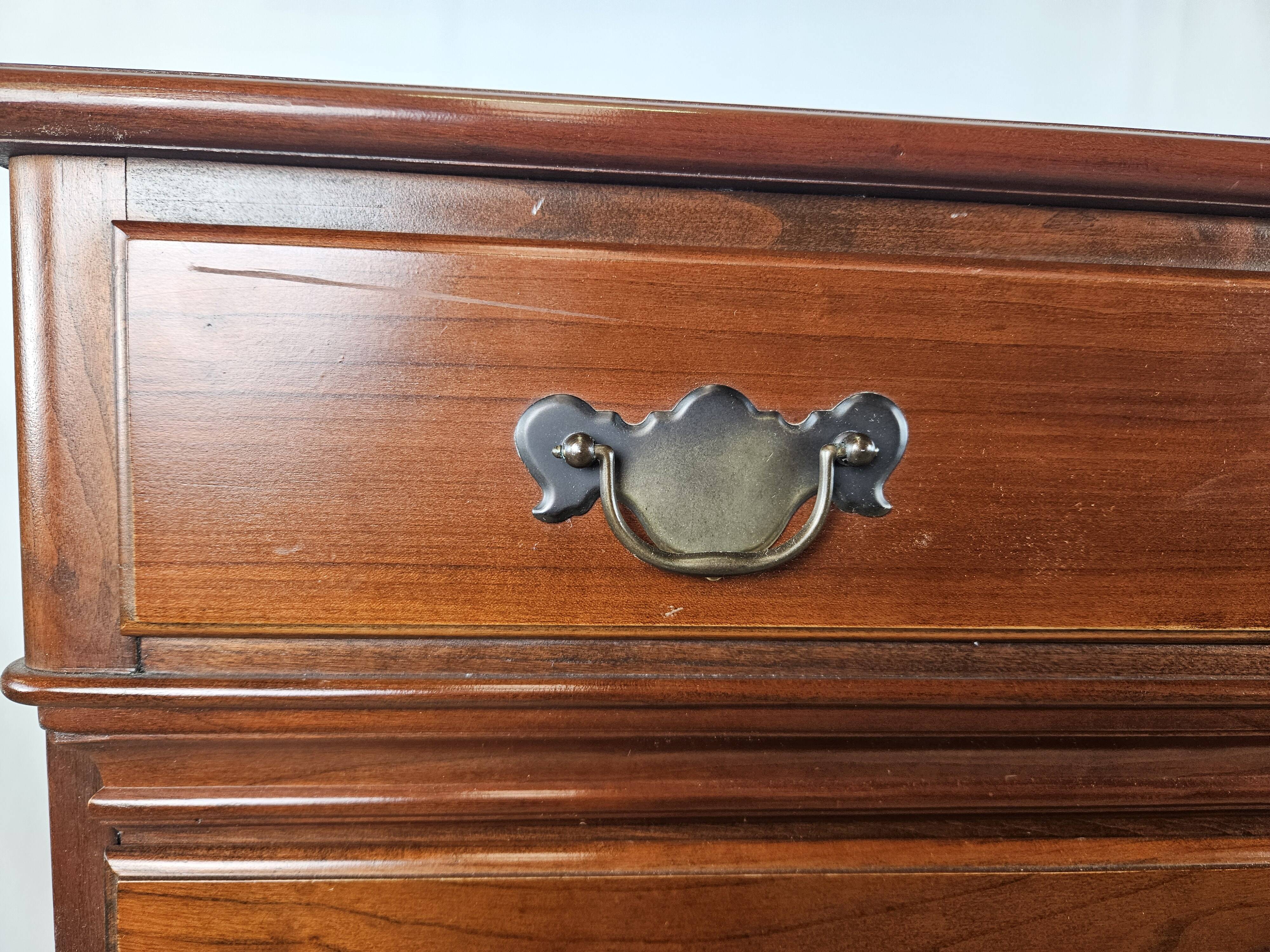 Buffet de Fantoni en massif merisier