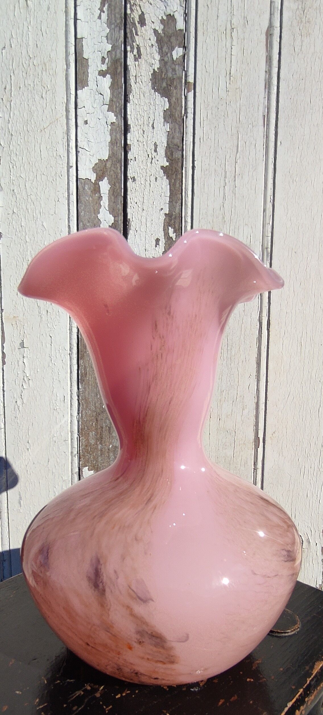 Vintage vase in pink opaline blown glass