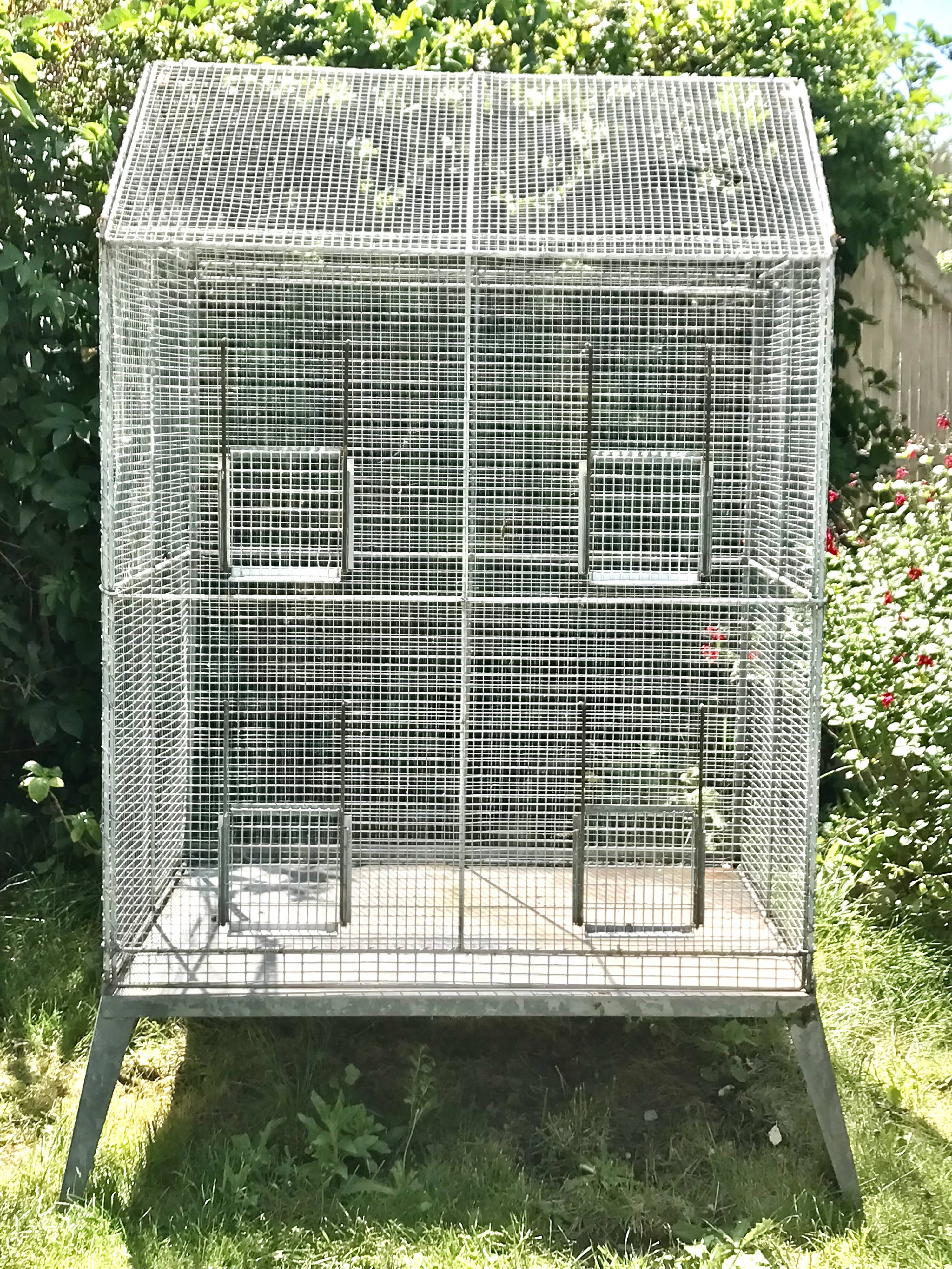 Zinc cage