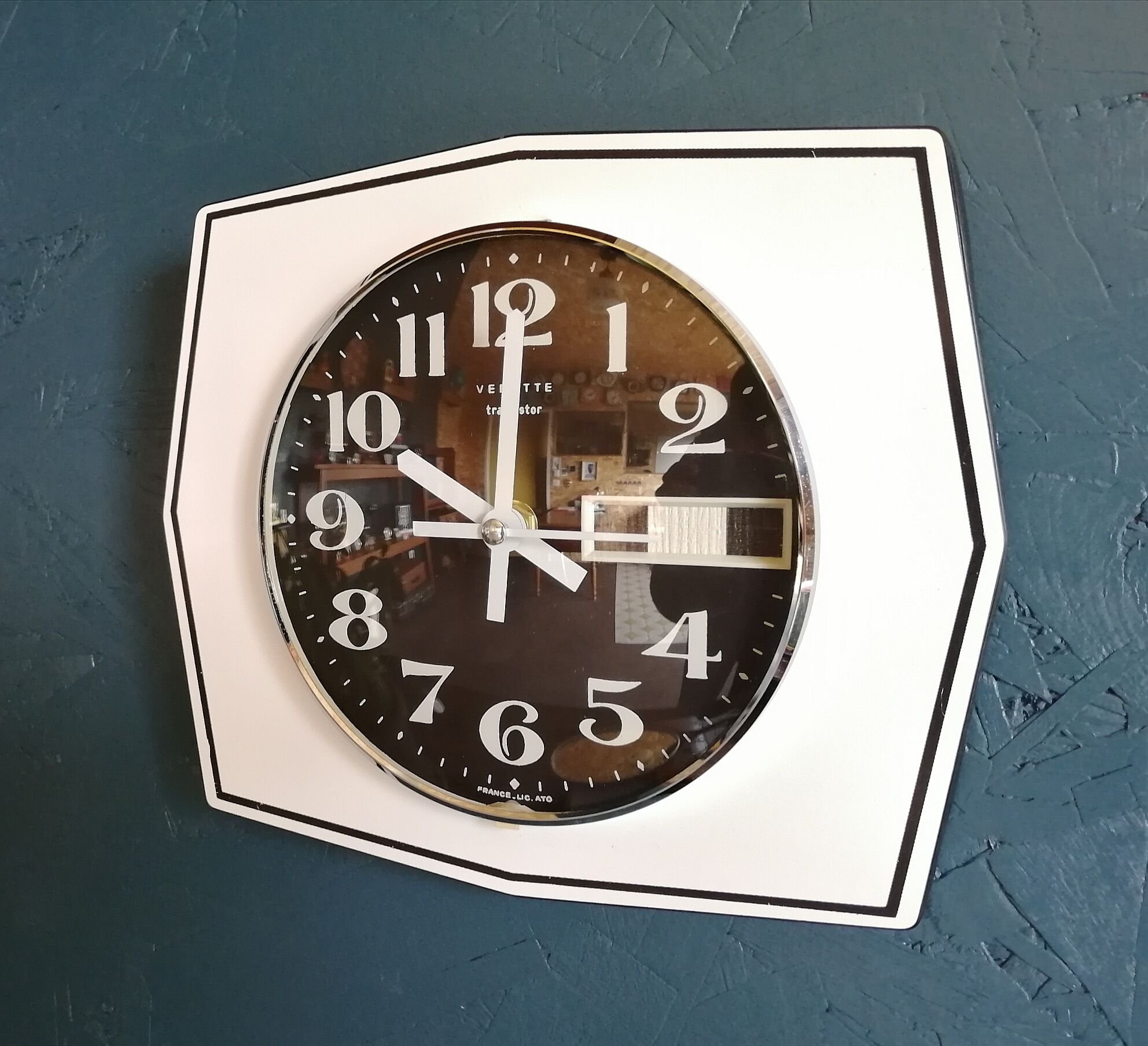 Horloge vintage pendule murale "vedette noir & blanc"