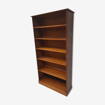 Library shelf