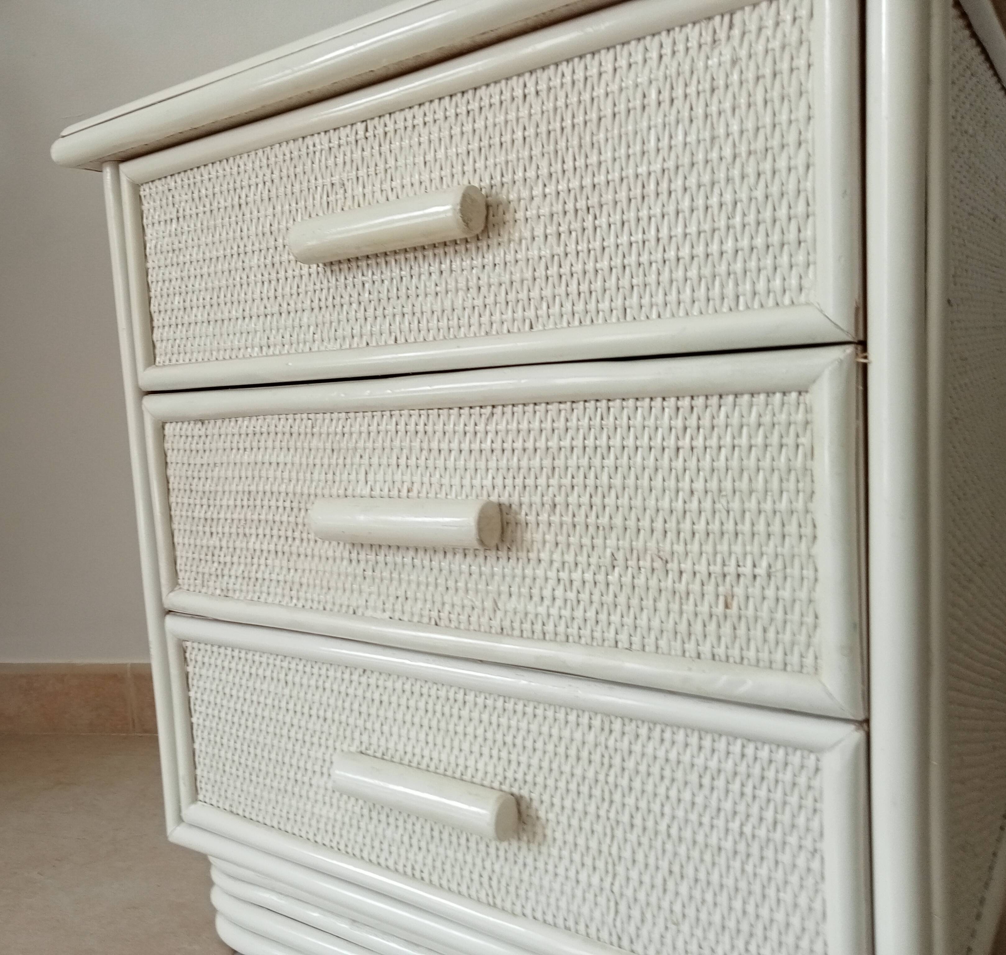 Vintage rattan bedside table from the 70s/80s